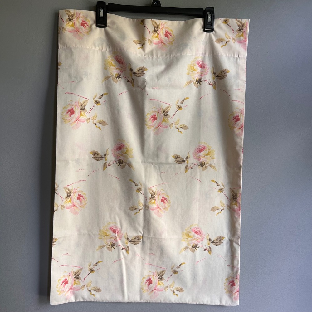 Vintage 1975 JP Stevens Floral Pillowcase Set 2 Pink Yellow Rose Cottagecore